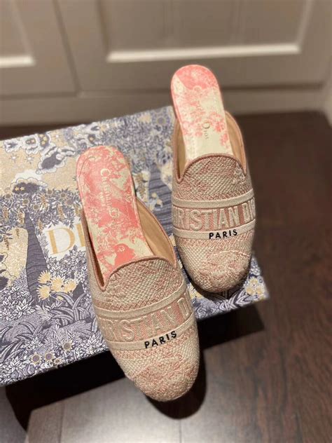dior off mule